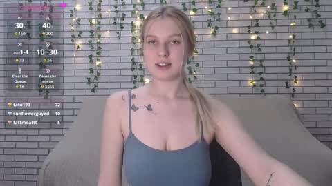 Snapshot of emiliaduchess chatting on February 25, 2025, 3:05 pm Amili online show from February 25, 2025, 3:05 pm