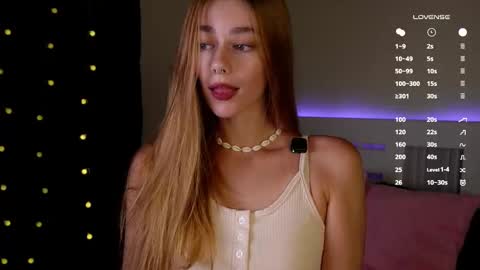 Tessa online show from September 10, 2025, 11:10 am