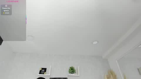 EmiliaRose online show from April 27, 2026, 9:24 pm