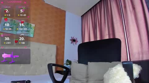 Snapshot of emilie_james chatting on February 23, 2025, 5:50 pm Emilie James online show from February 23, 2025, 5:50 pm