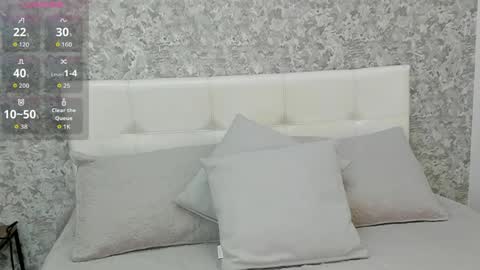 Snapshot of emilie_martinez chatting on June 5, 2026, 12:33 pm Emilie online show from June 5, 2026, 12:33 pm