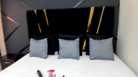 Emillie online show from February 3, 2025, 5:03 pm