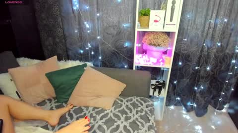 Snapshot of emiliyaqueen chatting on February 3, 2025, 8:24 am Emiliya online show from February 3, 2025, 8:24 am