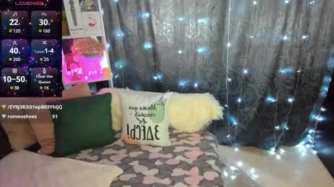 Snapshot of emiliyaqueen chatting on February 14, 2025, 5:09 am Emiliya online show from February 14, 2025, 5:09 am