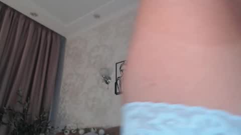 Emily online show from September 23, 2025, 7:39 pm