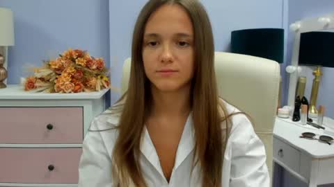 Emilly online show from July 10, 2026, 7:23 am