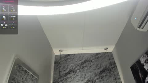 Snapshot of emilly_mell chatting on October 12, 2025, 11:31 am emilly_mell online show from October 12, 2025, 11:31 am