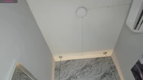 Snapshot of emilly_mell chatting on December 15, 2025, 11:47 am emilly_mell online show from December 15, 2025, 11:47 am