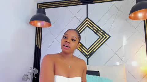 Snapshot of emillydiaz chatting on November 15, 2025, 12:13 pm Emilly online show from November 15, 2025, 12:13 pm