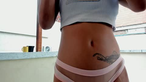 Snapshot of emillygonzalez chatting on December 6, 2024, 8:51 pm . . online show from December 6, 2024, 8:51 pm