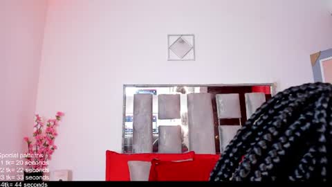 Snapshot of emillyroaa chatting on June 15, 2026, 8:44 pm Emilly Roa online show from June 15, 2026, 8:44 pm