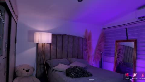  emily valentina     online show from February 17, 2026, 1:24 am