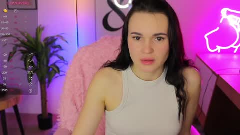 Emily   Cute online show from December 14, 2024, 2:21 pm