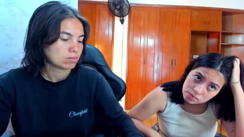 Emily and Soffy online show from April 28, 2026, 12:21 pm