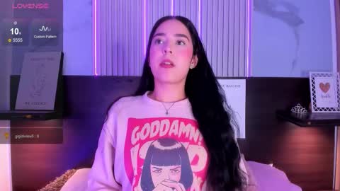 emily_as_ online show from March 19, 2026, 12:03 am