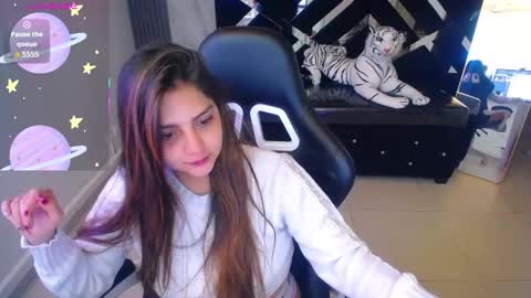 emily_cooper_t online show from September 19, 2025, 3:08 am