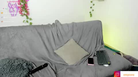 Snapshot of emily_coraline chatting on January 3, 2025, 6:24 pm Emily online show from January 3, 2025, 6:24 pm