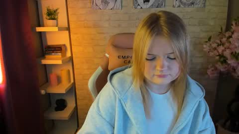 emily_coyness online show from February 18, 2026, 4:25 pm