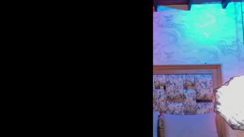 emily_dempsey online show from April 22, 2026, 7:37 pm
