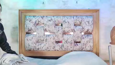 emily_dempsey online show from July 14, 2026, 7:08 pm