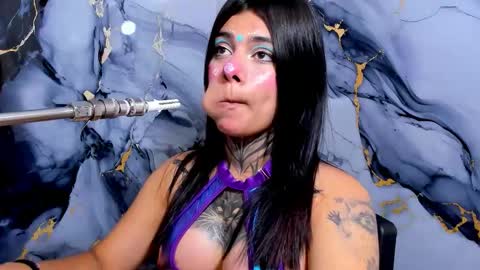 emily_evol online show from January 13, 2026, 11:48 am