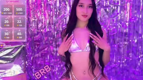 emily_fox7 online show from January 8, 2025, 3:07 pm
