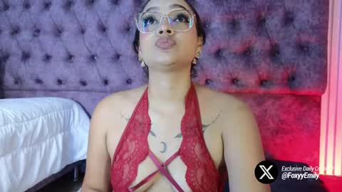 Snapshot of emily_foxyy chatting on May 26, 2026, 6:59 pm Emily online show from May 26, 2026, 6:59 pm