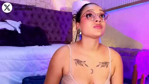 Snapshot of emily_foxyy chatting on June 15, 2026, 7:05 pm Emily online show from June 15, 2026, 7:05 pm
