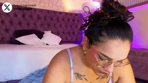Emily online show from June 25, 2026, 7:07 pm