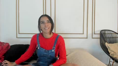 emily_gaviria1 online show from April 28, 2026, 12:10 pm