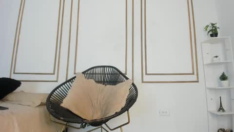 Snapshot of emily_gaviria1 chatting on May 3, 2026, 12:00 pm emily_gaviria1 online show from May 3, 2026, 12:00 pm