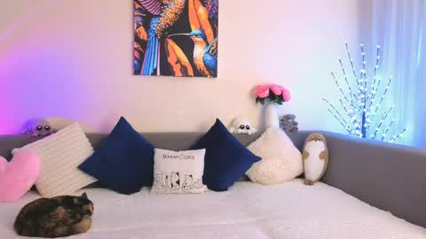 Snapshot of emily_heels chatting on April 16, 2026, 2:51 pm Emily Heels online show from April 16, 2026, 2:51 pm