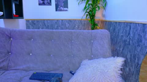 Emily online show from October 6, 2025, 11:29 am