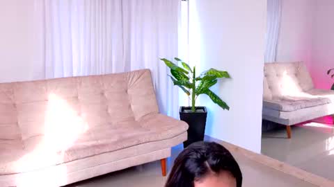 Snapshot of emily_jones3 chatting on July 9, 2026, 1:04 pm Emily online show from July 9, 2026, 1:04 pm