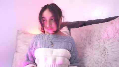 Snapshot of emily_jonexs_ chatting on March 19, 2026, 2:43 pm mily online show from March 19, 2026, 2:43 pm