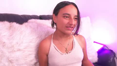Snapshot of emily_jonexs_ chatting on April 16, 2026, 4:30 pm mily online show from April 16, 2026, 4:30 pm
