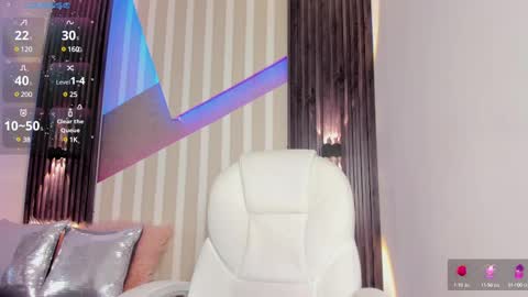 Snapshot of emily_layton chatting on February 11, 2025, 5:50 pm Emily online show from February 11, 2025, 5:50 pm