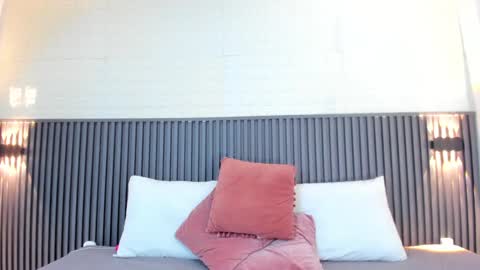 Snapshot of emily_leroy571240 chatting on January 14, 2025, 2:53 pm emily leroy. online show from January 14, 2025, 2:53 pm