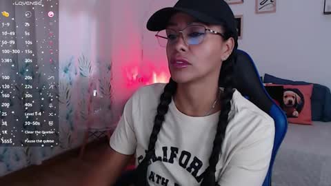 Snapshot of emily_leroy571240 chatting on October 23, 2025, 12:15 pm emily leroy. online show from October 23, 2025, 12:15 pm