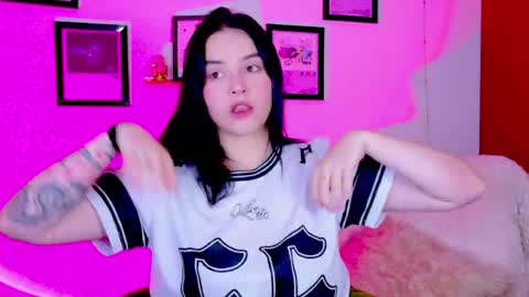 Emily Lindey online show from July 16, 2026, 6:41 am