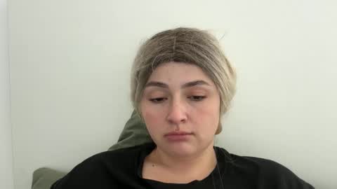 emily_morning_dew online show from October 22, 2025, 7:08 am