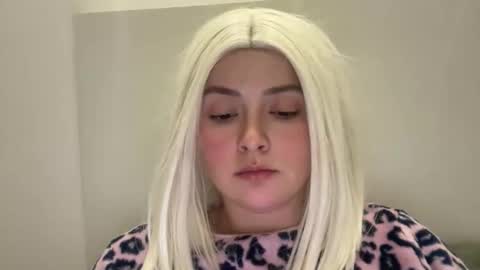 emily_morning_dew online show from December 3, 2025, 7:56 pm