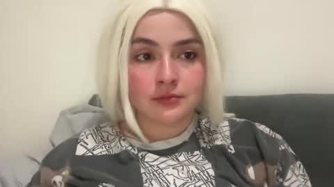 emily_morning_dew online show from March 10, 2026, 8:14 pm