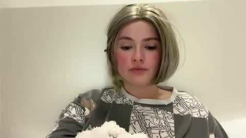 emily_morning_dew online show from May 1, 2026, 6:12 pm