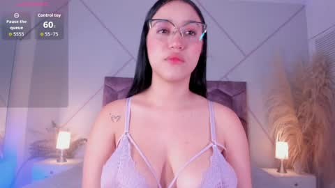 Snapshot of emily_nova_ chatting on May 30, 2026, 11:51 am emily_nova_ online show from May 30, 2026, 11:51 am