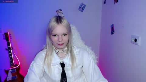 Lia online show from March 11, 2026, 8:59 pm