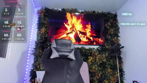 emily_palmeer online show from April 27, 2026, 10:46 am