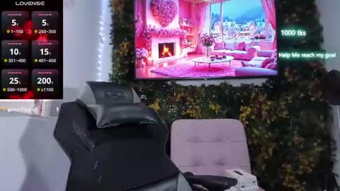 Snapshot of emily_palmeer chatting on June 21, 2026, 12:08 pm emily_palmeer online show from June 21, 2026, 12:08 pm