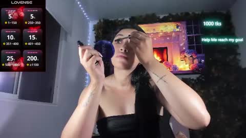 Snapshot of emily_palmeer chatting on June 23, 2026, 9:51 am emily_palmeer online show from June 23, 2026, 9:51 am