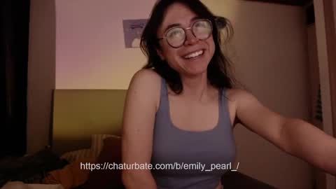 emily_pearl_ online show from February 5, 2025, 12:10 am